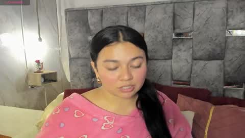 Mia Roux online show from February 27, 5:18 am