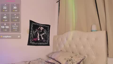 Mia Sky online show from September 28, 1:55 am