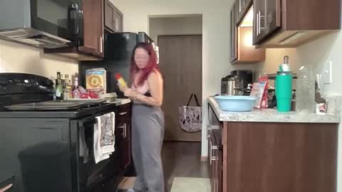 Snapshot of mia_temptress chatting on November 11, 7:03 pm Mia online show from November 11, 7:03 pm