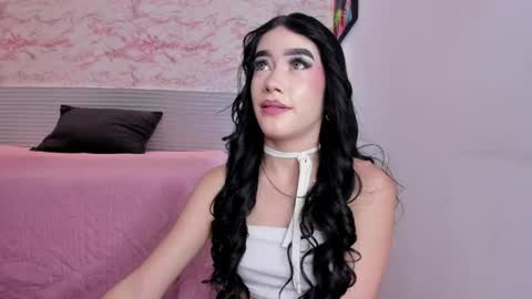 mia_velveet online show from May 28, 7:33 pm