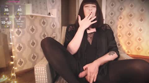 Snapshot of mia_wallase chatting on February 25, 9:35 pm mia_wallase online show from February 25, 9:35 pm