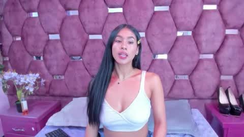 miaa_davis_ online show from February 17, 2:41 am