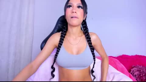 miaa_lovee6969 online show from December 4, 12:31 am