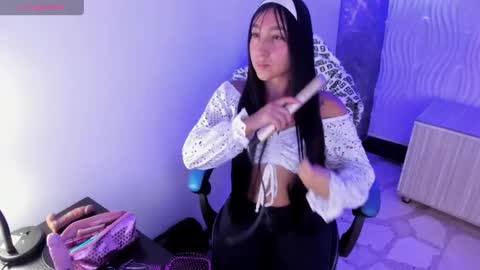       online show from October 3, 1:30 pm