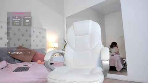 Snapshot of miaa_star chatting on November 6, 8:32 pm miaa_star online show from November 6, 8:32 pm