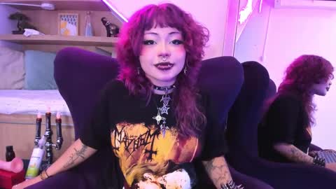 Snapshot of miaamane chatting on March 7, 3:39 pm Mia online show from March 7, 3:39 pm