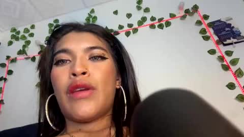 Snapshot of miaandluciferxxx chatting on January 28, 3:15 am miaandluciferxxx online show from January 28, 3:15 am