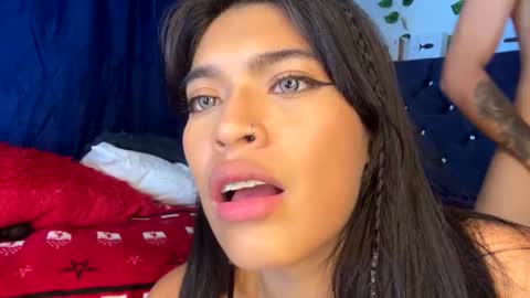 Snapshot of miaandluciferxxx chatting on January 31, 5:30 am miaandluciferxxx online show from January 31, 5:30 am