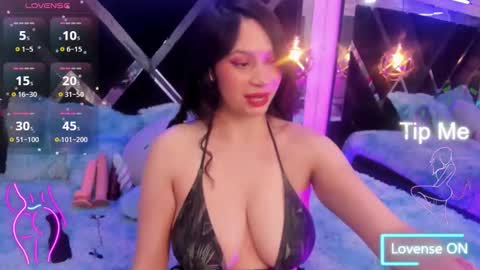 Snapshot of miacharloth chatting on October 24, 2:08 am Mia online show from October 24, 2:08 am