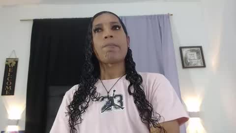 MiaCoock online show from November 10, 1:10 pm