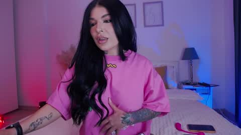 Snapshot of miacute4u chatting on April 23, 6:21 pm miacute4u online show from April 23, 6:21 pm