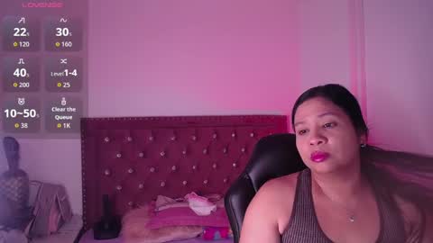 mia online show from May 26, 3:13 am