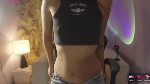 Mia Gomez online show from February 20, 3:36 am