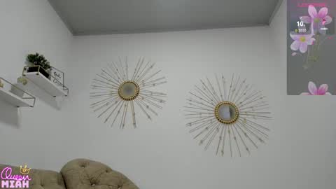 Miah Collins online show from March 30, 6:53 pm