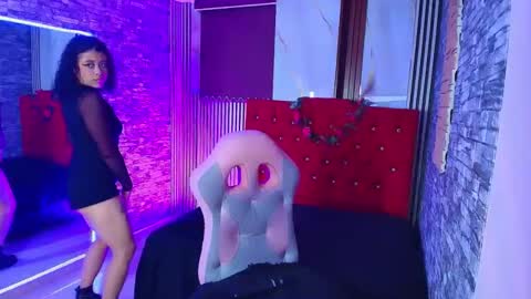 MIA VELEZ online show from November 6, 3:07 am