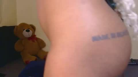 miahgorgeousy online show from April 15, 5:58 am