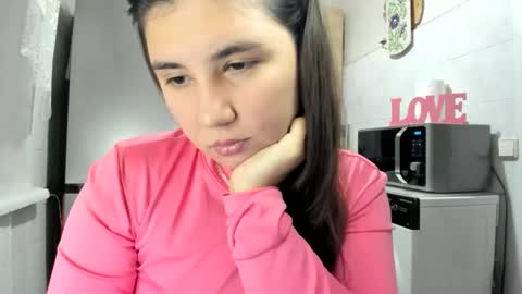 Snapshot of miamarrone chatting on November 25, 4:07 pm MiaMarrone online show from November 25, 4:07 pm