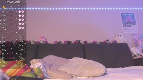 Mia online show from January 19, 3:53 pm