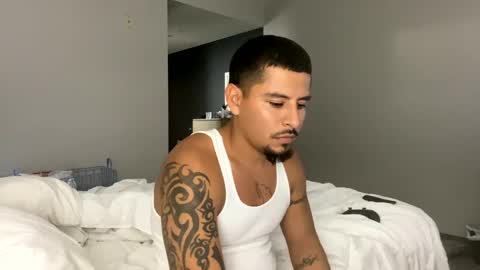 miamiclos1 online show from December 20, 6:40 am