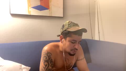 miamiclos1 online show from February 3, 11:20 am