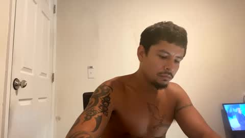 miamiclos1 online show from September 9, 11:32 am