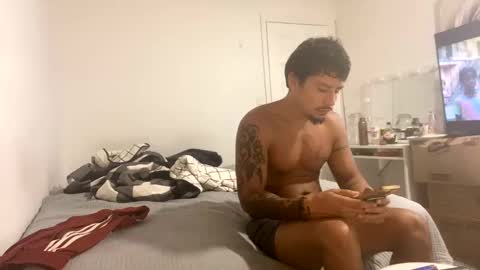 miamiclos1 online show from October 28, 10:52 am