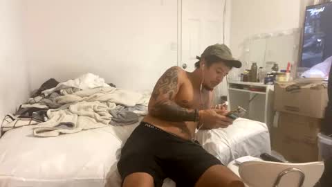 miamiclos1 online show from November 9, 12:58 pm