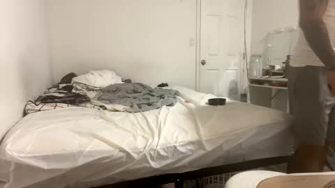 miamiclos1 online show from November 10, 2:21 am