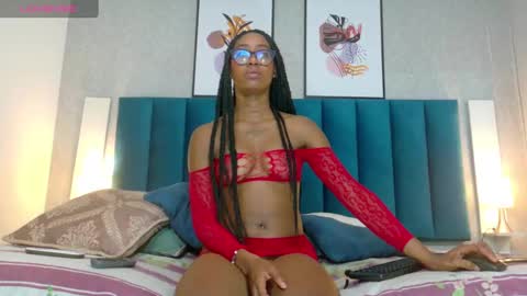 Snapshot of miamidnight1 chatting on March 3, 12:27 pm Mia online show from March 3, 12:27 pm