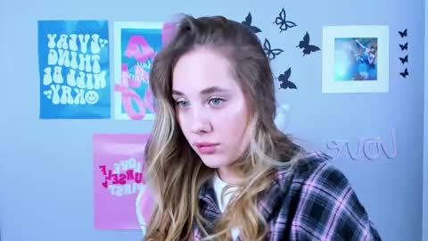 Snapshot of miamilas chatting on February 4, 6:04 am miamilas online show from February 4, 6:04 am