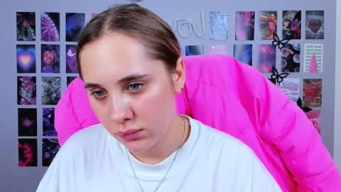 Snapshot of miamilas chatting on February 8, 11:55 am miamilas online show from February 8, 11:55 am