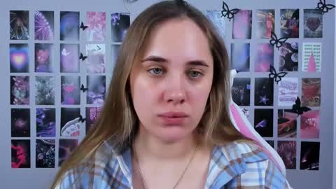 Snapshot of miamilas chatting on February 20, 8:06 am miamilas online show from February 20, 8:06 am