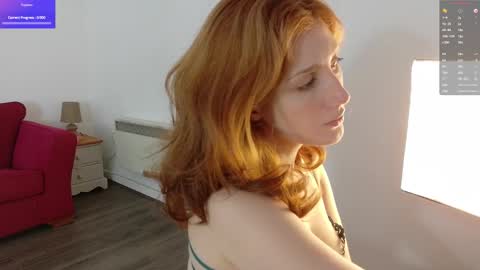 Snapshot of miamoon123 chatting on November 3, 1:34 pm miamoon123 online show from November 3, 1:34 pm