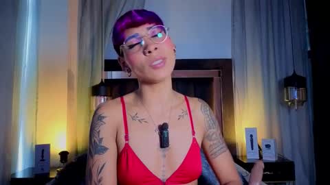 Snapshot of miamorgann chatting on September 13, 1:11 pm Mia Morgann online show from September 13, 1:11 pm