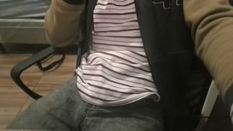 miamorr_ online show from December 18, 6:41 am