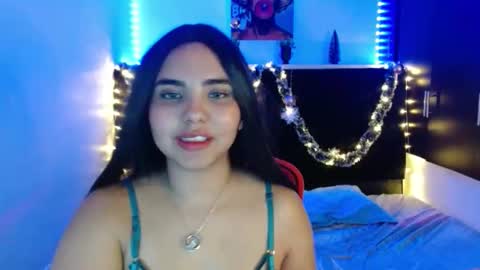Mia Peyton   online show from December 6, 12:12 am