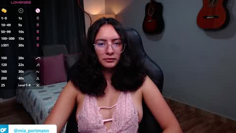 MIAPORTMANN online show from December 18, 9:14 am