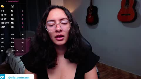 MIAPORTMANN online show from December 29, 9:28 am