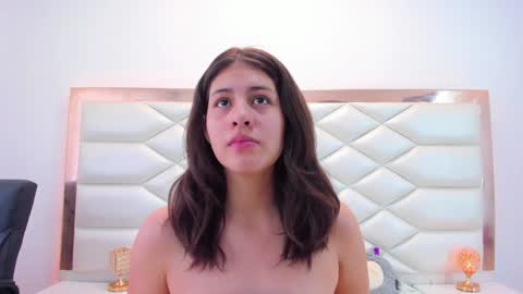 Sweetie Mia online show from January 28, 3:35 pm