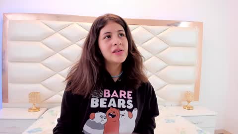 Sweetie Mia online show from January 30, 6:21 pm