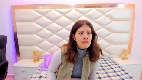 Sweetie Mia online show from February 7, 12:17 pm