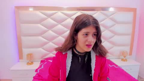 Sweetie Mia online show from March 7, 12:23 pm