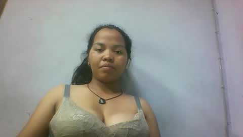 miarii online show from March 26, 7:08 pm