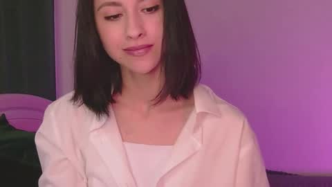 Snapshot of miasweetashoney chatting on September 18, 9:00 am Mia online show from September 18, 9:00 am