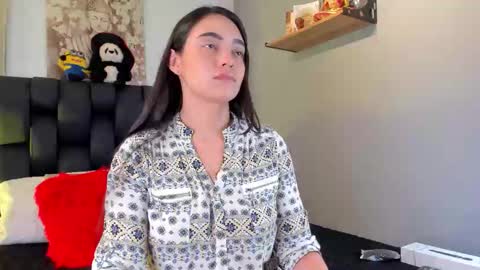 Snapshot of miavelvet1 chatting on November 5, 3:28 am miavelvet1 online show from November 5, 3:28 am