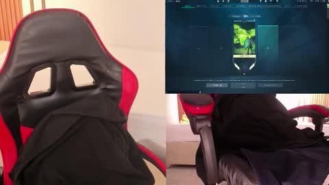 Snapshot of miavoss_ chatting on October 21, 9:15 pm mia online show from October 21, 9:15 pm