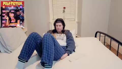 Mia  online show from April 16, 8:20 pm