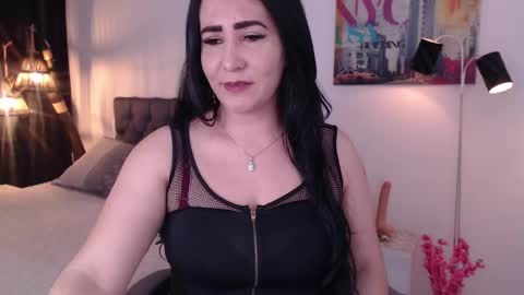 Mia Wilson online show from January 11, 3:23 am