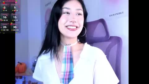 Snapshot of miawilsson_ chatting on November 5, 1:05 am Mia Wilsson online show from November 5, 1:05 am