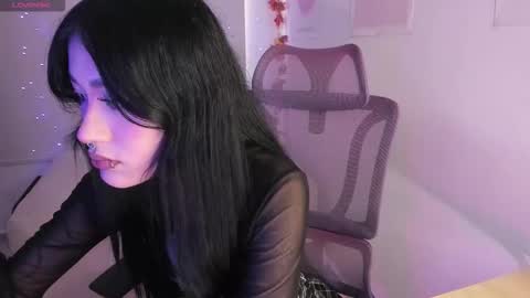 Snapshot of miawilsson_ chatting on December 21, 10:39 pm Mia Wilsson online show from December 21, 10:39 pm